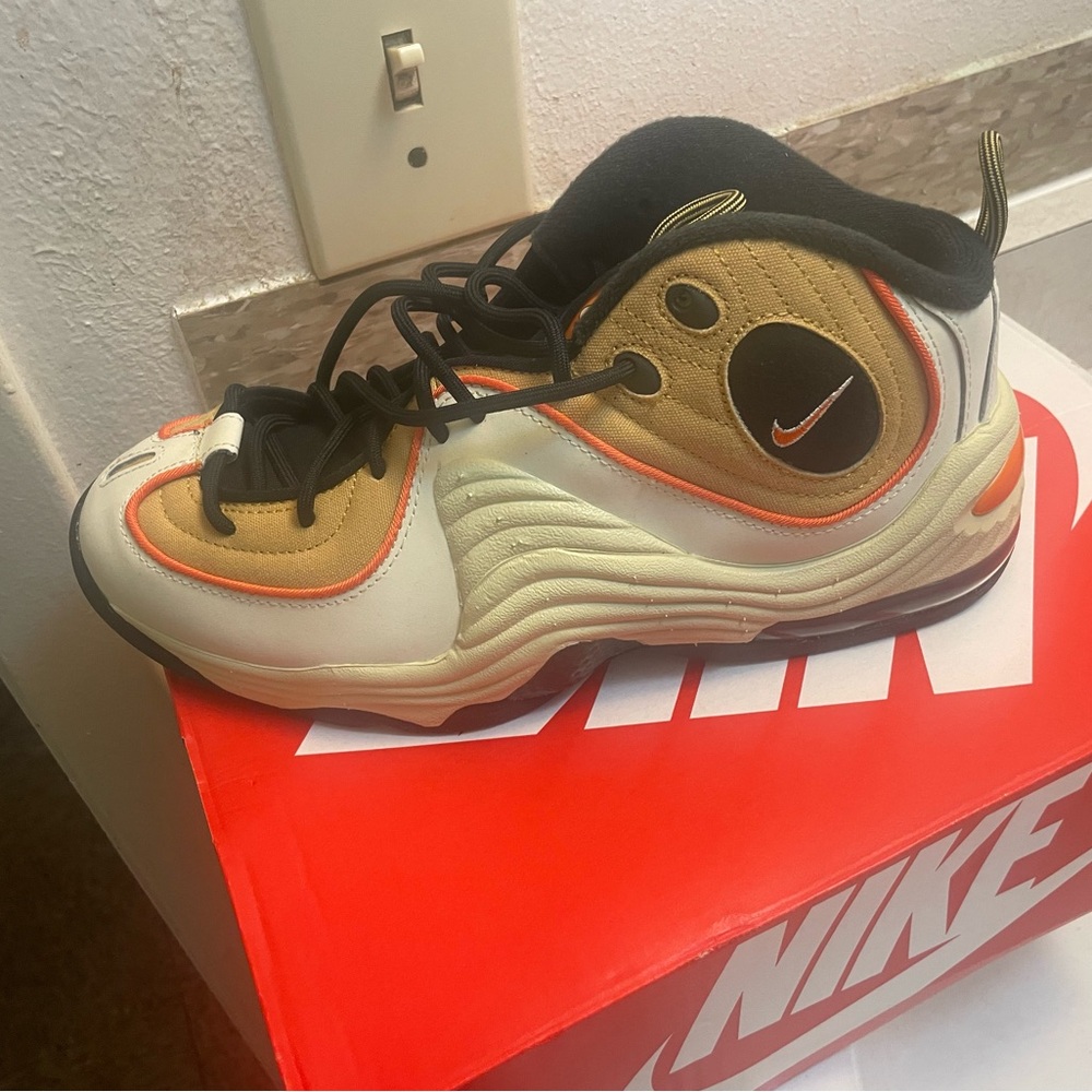 Nike Air Sneakers in Cream and Black